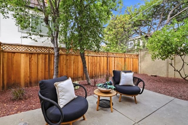 7371 Rainbow Drive, Cupertino, CA 95014