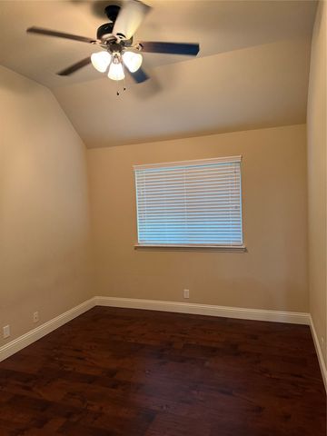 4303 Oak Bluff Drive, Melissa, TX 75454