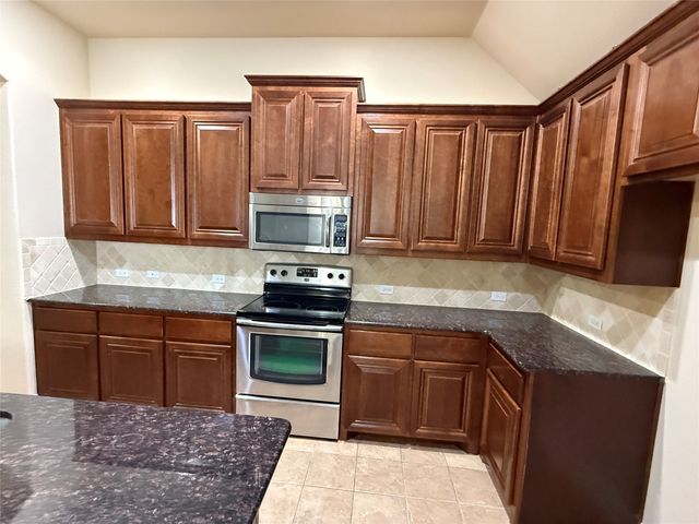 4303 Oak Bluff Drive, Melissa, TX 75454