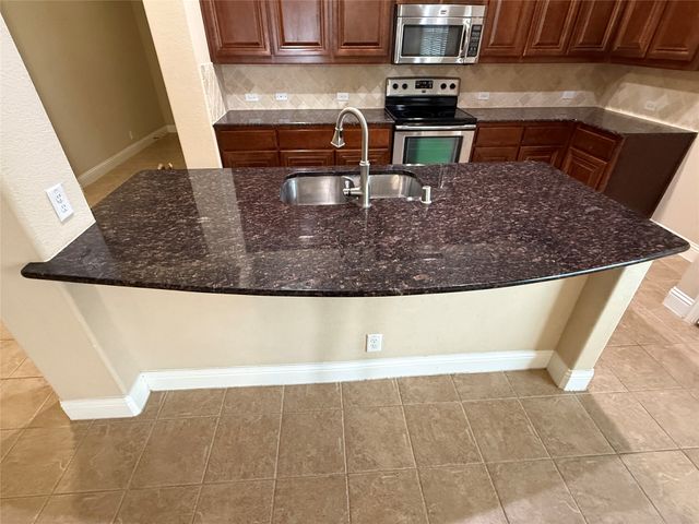 4303 Oak Bluff Drive, Melissa, TX 75454