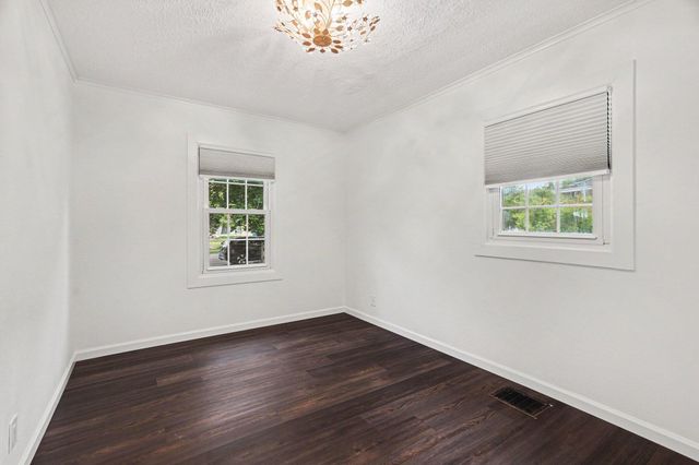 4106 Duke Street, Kalamazoo City, MI 49008