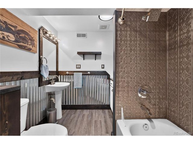 12562 E Exposition Dr, Aurora, CO 80012