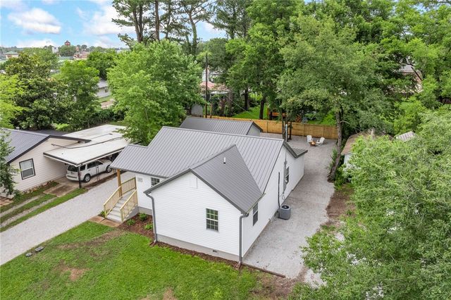 211 Lincoln, Harrison, AR 72601