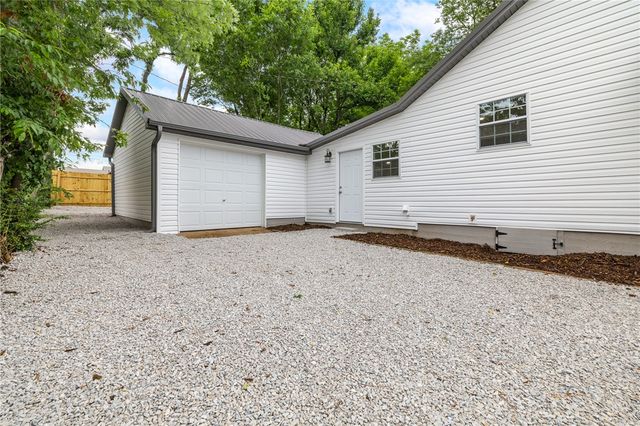 211 Lincoln, Harrison, AR 72601