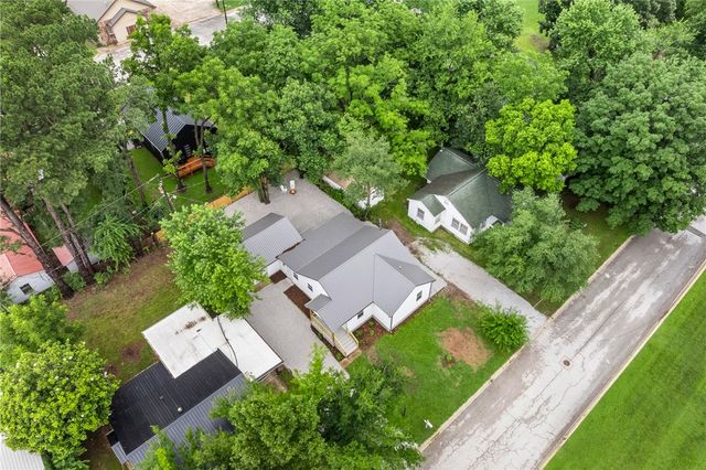 211 Lincoln, Harrison, AR 72601