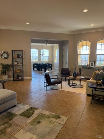 382 Knoll Dr, Fairfield, CA 94534