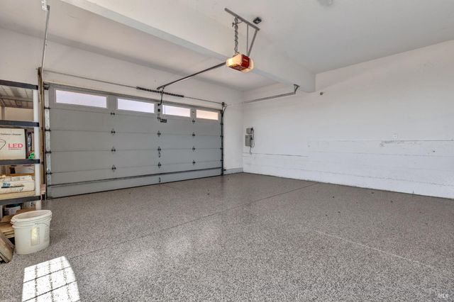 382 Knoll Dr, Fairfield, CA 94534