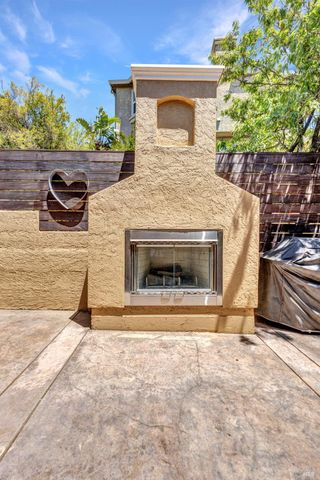 382 Knoll Dr, Fairfield, CA 94534