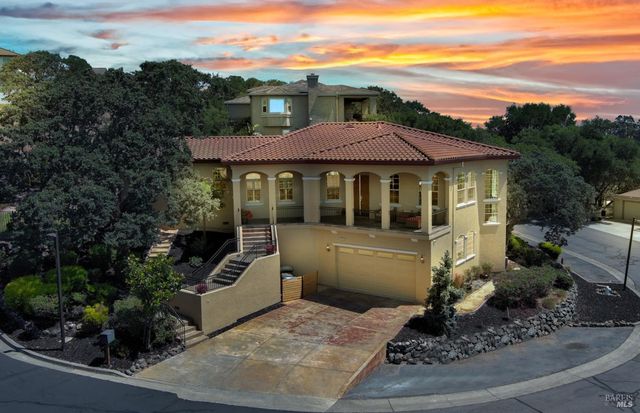 382 Knoll Dr, Fairfield, CA 94534