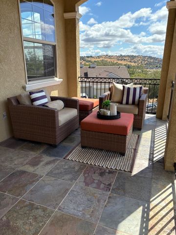 382 Knoll Dr, Fairfield, CA 94534