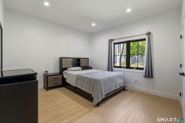 67 Luca Lane, Wethersfield, CT 06109