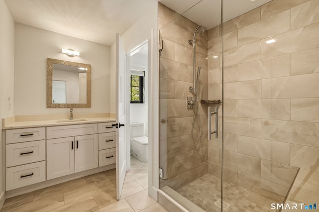 67 Luca Lane, Wethersfield, CT 06109