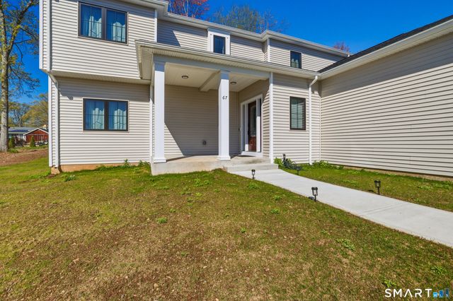 67 Luca Lane, Wethersfield, CT 06109