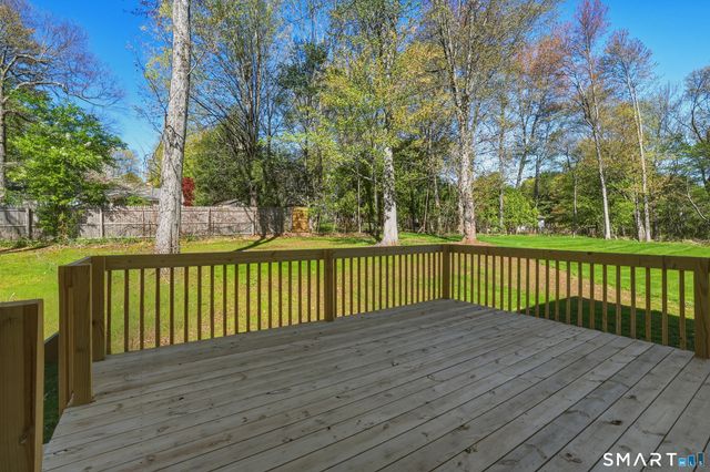 67 Luca Lane, Wethersfield, CT 06109