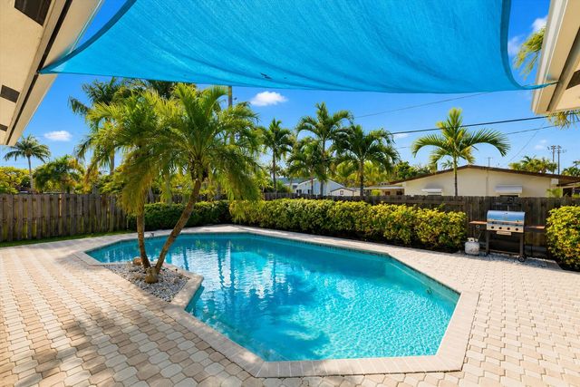 517 SE 7TH Avenue, Deerfield Beach, FL 33441