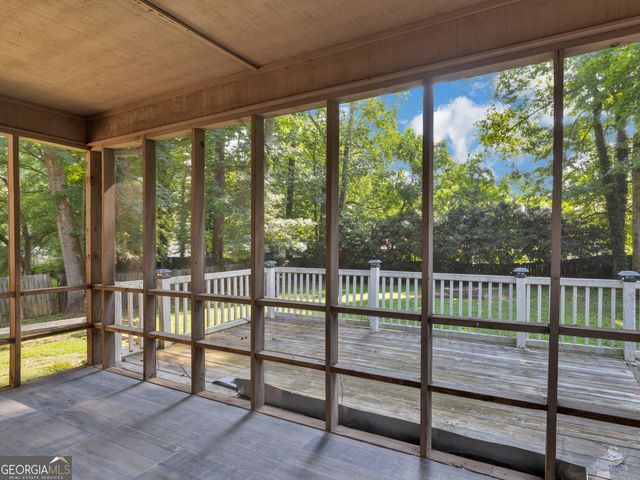 528 Knollwood Drive, Stockbridge, GA 30281