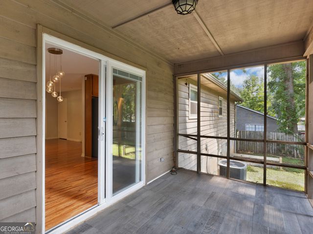 528 Knollwood Drive, Stockbridge, GA 30281