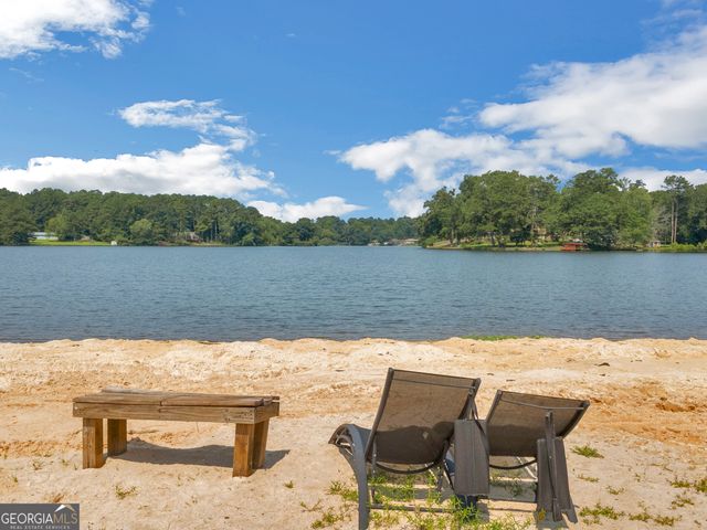 528 Knollwood Drive, Stockbridge, GA 30281