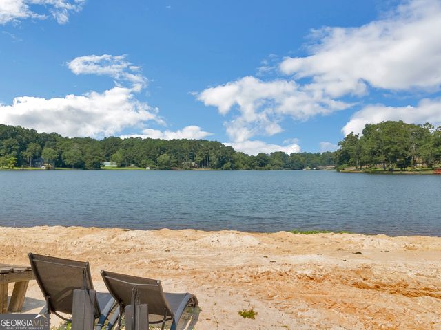 528 Knollwood Drive, Stockbridge, GA 30281