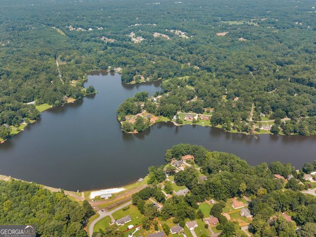 528 Knollwood Drive, Stockbridge, GA 30281