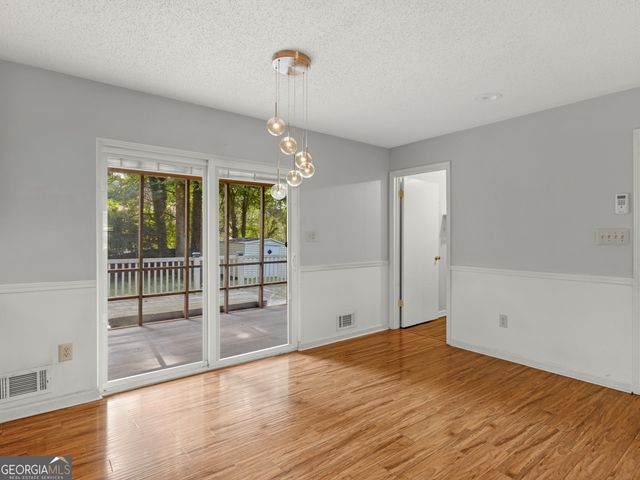 528 Knollwood Drive, Stockbridge, GA 30281