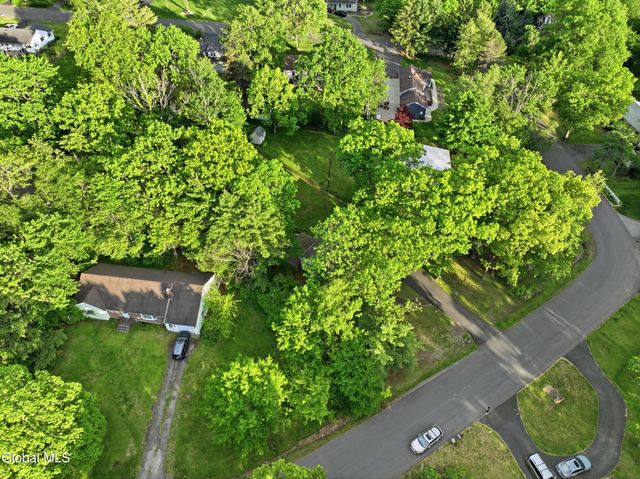 9 W Skyview Drive, Cohoes, NY 12047
