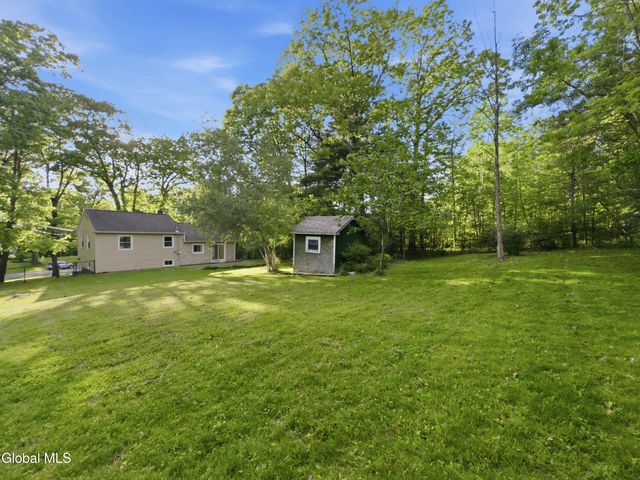 9 W Skyview Drive, Cohoes, NY 12047