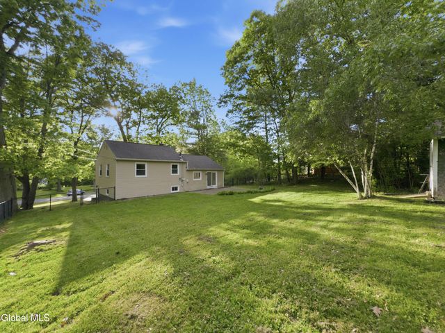 9 W Skyview Drive, Cohoes, NY 12047