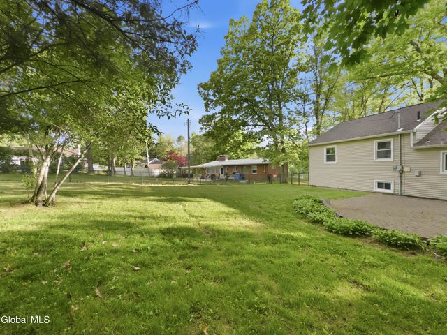 9 W Skyview Drive, Cohoes, NY 12047