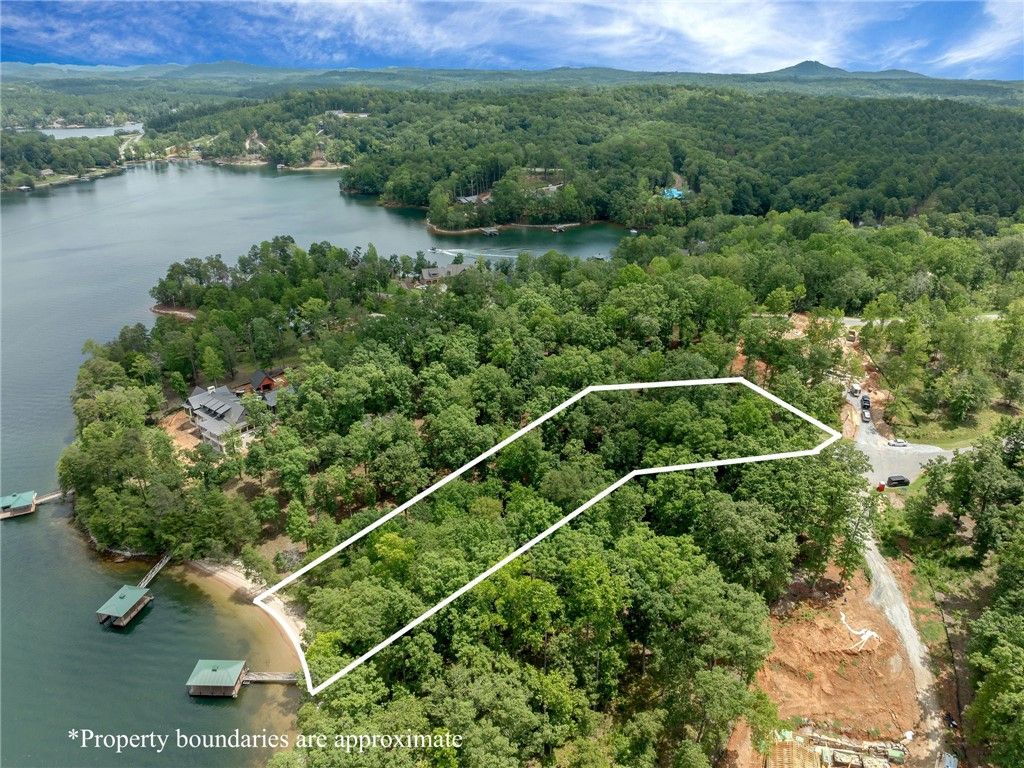230 Sandy Hollow Court, Six Mile, SC 29682