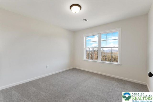 25 Lillian Court 10, Williams Twp, PA 18042