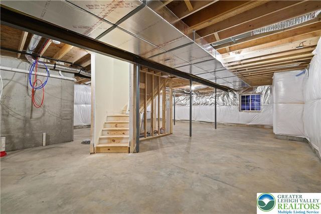 25 Lillian Court 10, Williams Twp, PA 18042