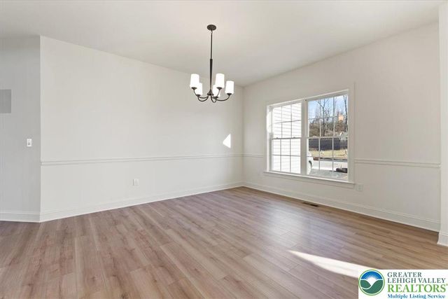 25 Lillian Court 10, Williams Twp, PA 18042