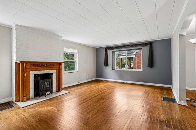 1422 Amsterdam Road, Park Hills, KY 41011