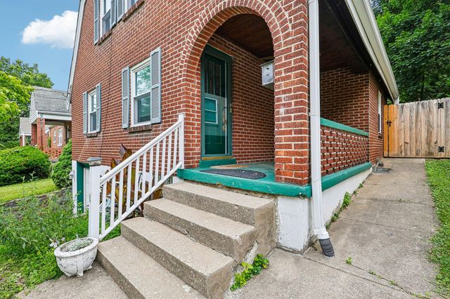 1422 Amsterdam Road, Park Hills, KY 41011