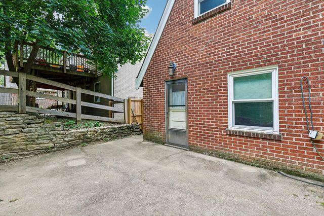 1422 Amsterdam Road, Park Hills, KY 41011