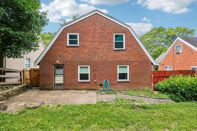 1422 Amsterdam Road, Park Hills, KY 41011