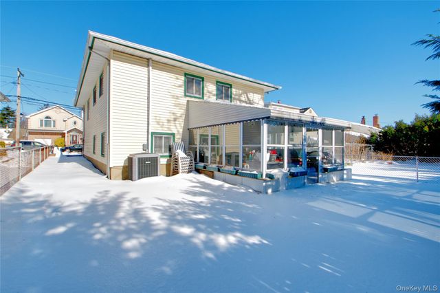 192 Park Avenue, New Hyde Park, NY 11040