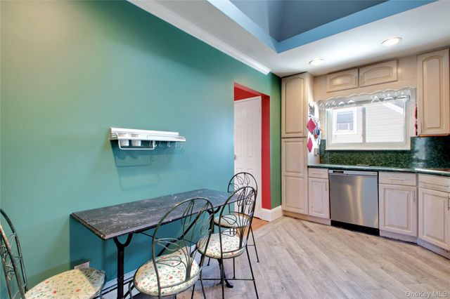 192 Park Avenue, New Hyde Park, NY 11040