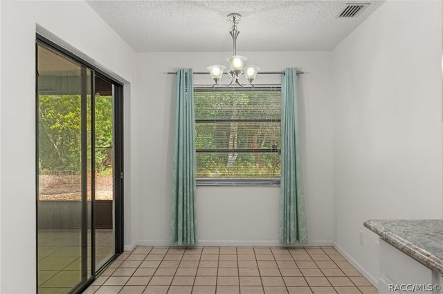 10 Sycamore Circle, Homosassa, FL 34446