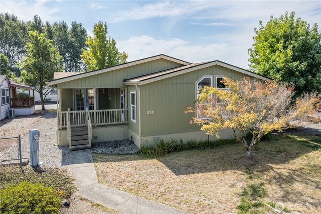 63 Heritage Boulevard, Longview, WA 98632