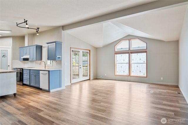 63 Heritage Boulevard, Longview, WA 98632