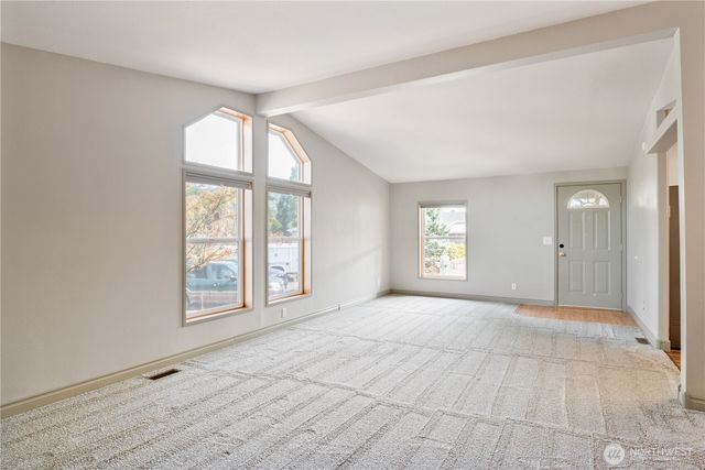 63 Heritage Boulevard, Longview, WA 98632