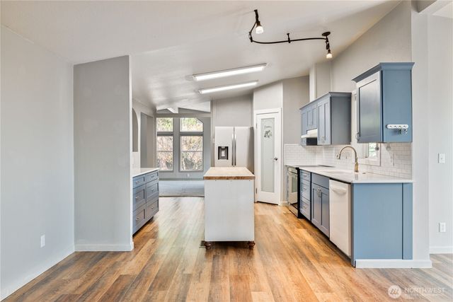 63 Heritage Boulevard, Longview, WA 98632