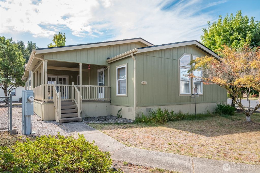 63 Heritage Boulevard, Longview, WA 98632