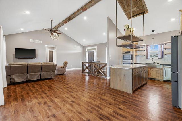 5580 KINGFISHER DR, Ashland, MO 65010