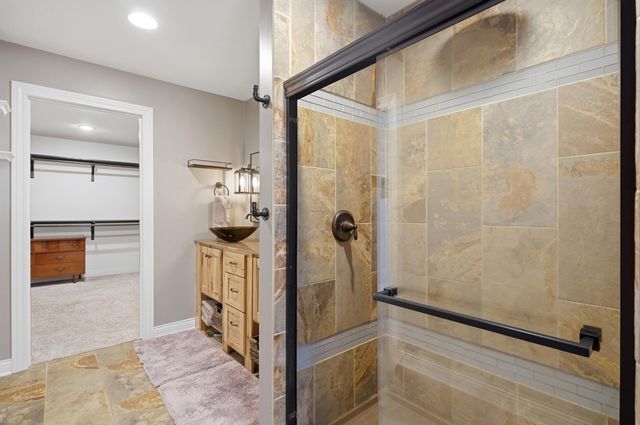 5580 KINGFISHER DR, Ashland, MO 65010