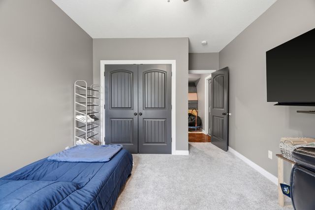 5580 KINGFISHER DR, Ashland, MO 65010