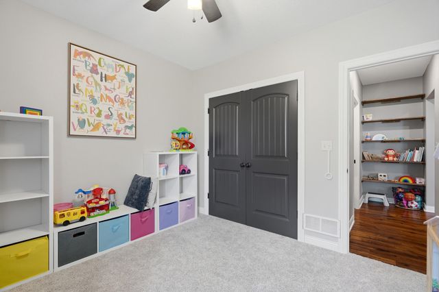 5580 KINGFISHER DR, Ashland, MO 65010