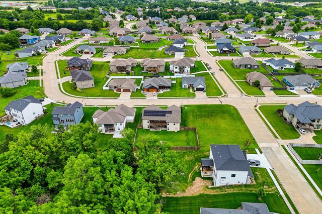 5580 KINGFISHER DR, Ashland, MO 65010